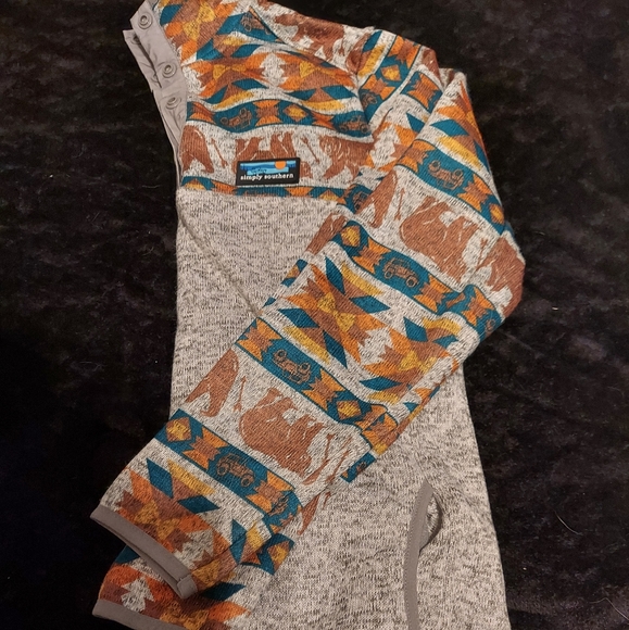 Simply Southern pullover - Picture 4 of 4